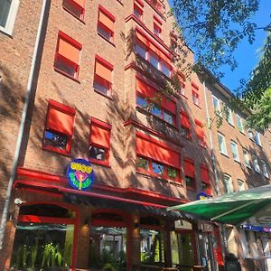 Victoria Boardinghouse