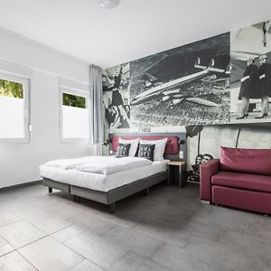 Smarty Airport Cologne Hotel - Kontaktloser Self Check-In